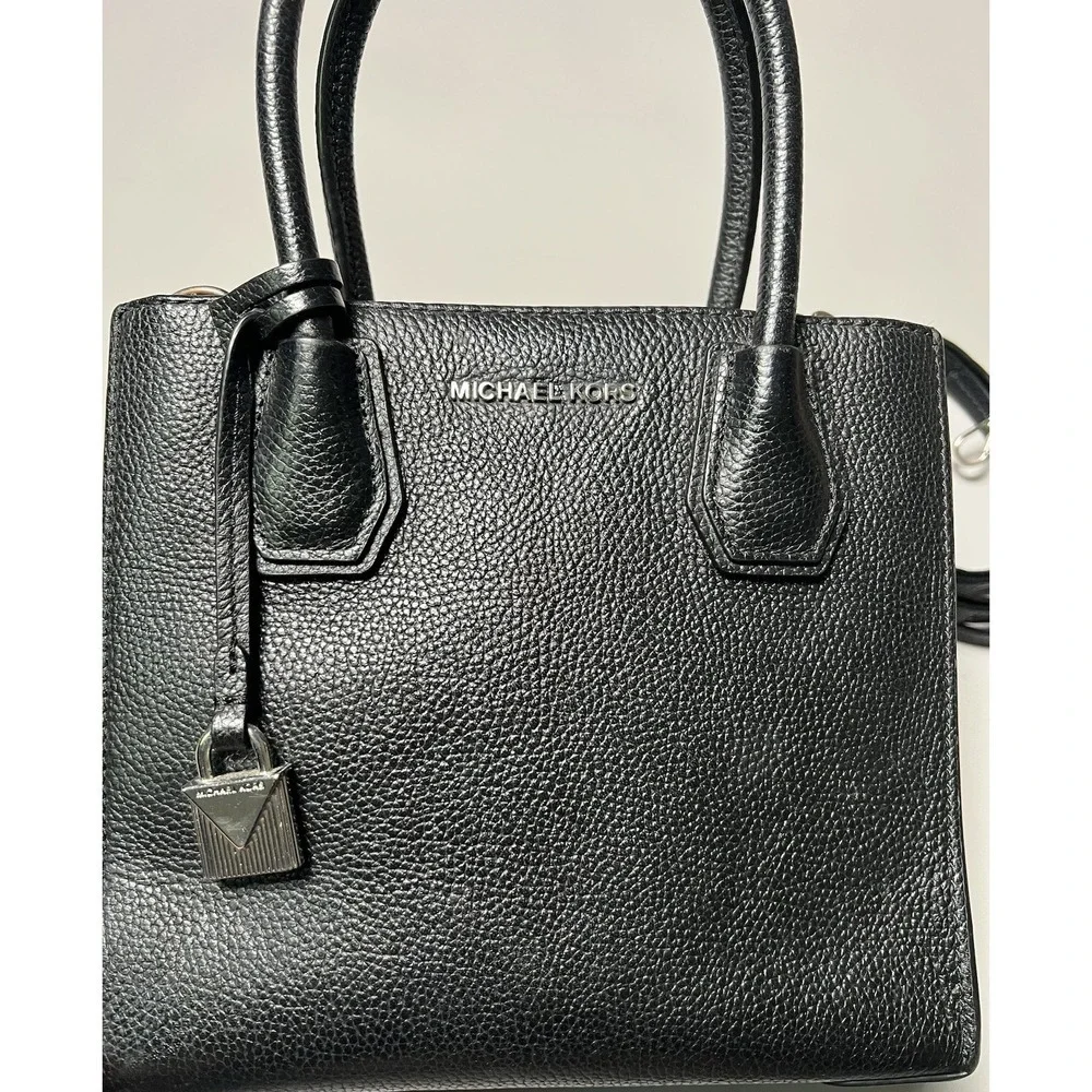Michael Kors Black Pebbled Leather Satchel Top Handle Detachable Strap Zip